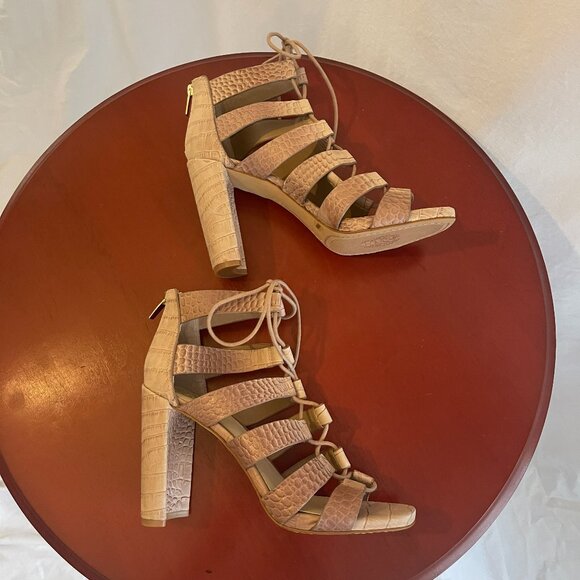 NEW VINCE CAMUTO LACE-UP PEEP-TOE ANKLE HEEL/BOOTIE OMBRE ROSE GOLD/TAN 9.5 - Picture 7 of 10